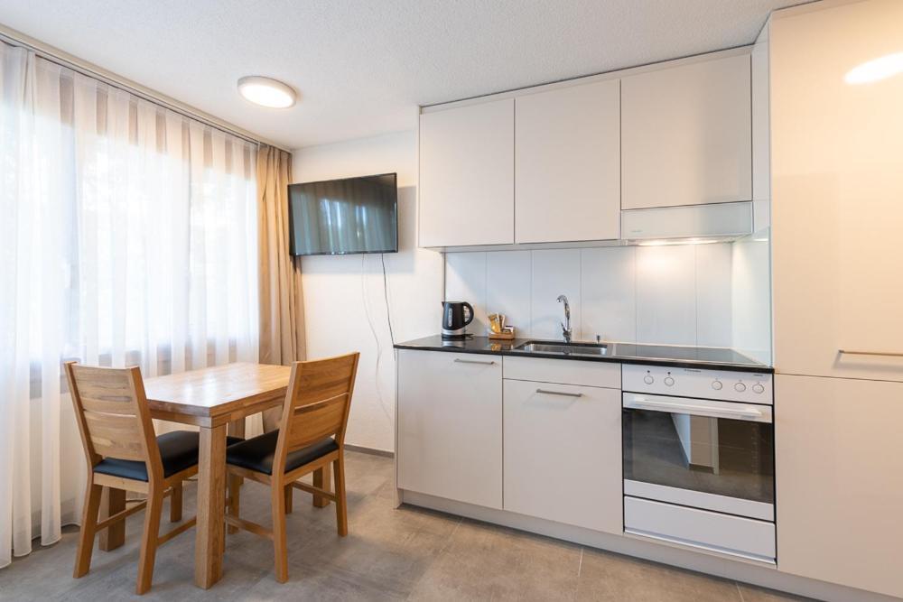 Noah Hotel Ruti  外观 照片